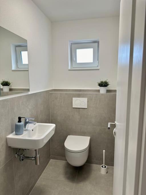Amao-Pearl I Comfort Suite I 94Qm I Kingsize-Bett I Exklusiv Mit Balkon & Tiefgarage I Aufzug Офенбург Екстериор снимка