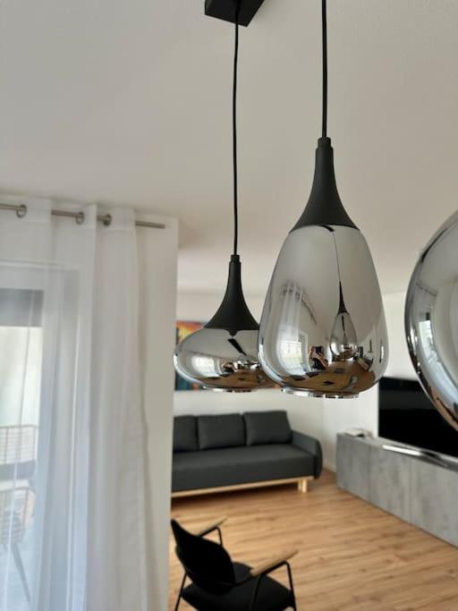 Amao-Pearl I Comfort Suite I 94Qm I Kingsize-Bett I Exklusiv Mit Balkon & Tiefgarage I Aufzug Офенбург Екстериор снимка